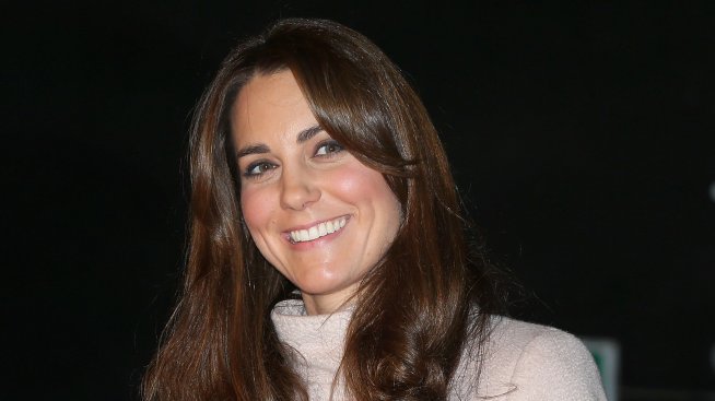 Кейт Мидълтън е поканила майка си да живее с нея и Уилям