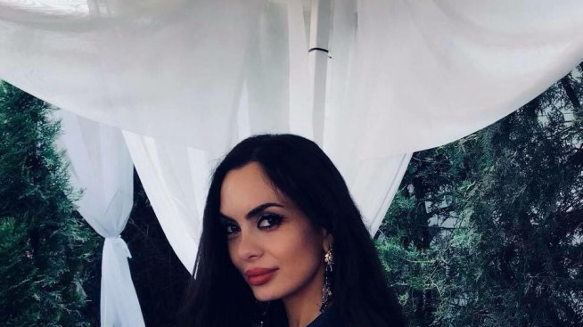 Лияна няма да се омъжва, разделила се с гаджето