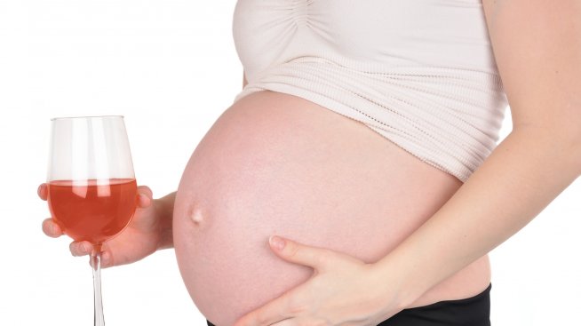 Пиенето по време на бременност може да се превърне в престъпление