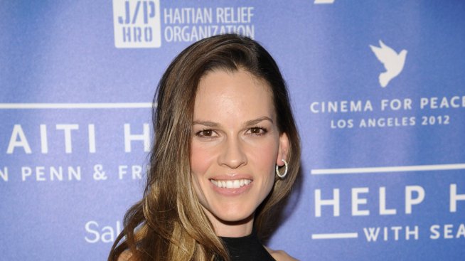 Хилари Суонк се раздели с гаджето си