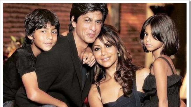 В невероятния палат на Шах Рук Хан