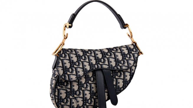 Best seller: Иконичната чанта на Dior