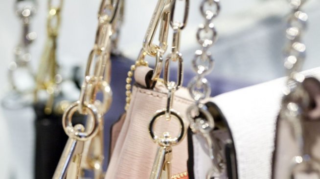 Какво трябва да имаме в чантата през лятото?