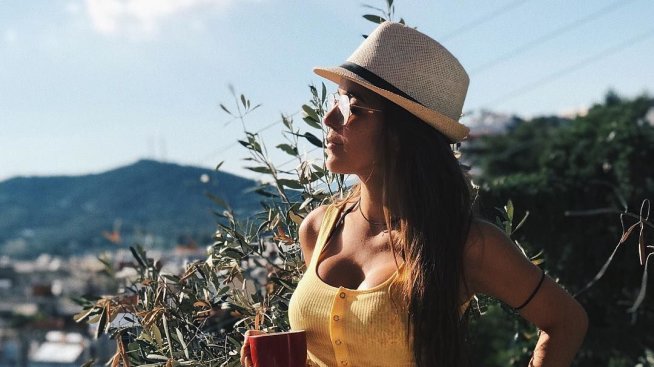 Гаджето на Наум Шопов напомпа бюст