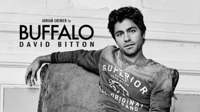 Актьорът Ейдриън Грение се сдоби с първия си моделски договор