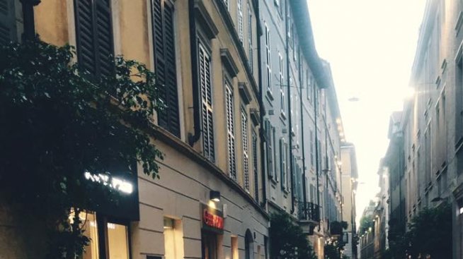 Елен Колева на разходка из Милано