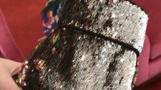 Обувки като еднорог от Christian Louboutin