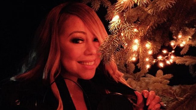 В духа на Коледа със звездите