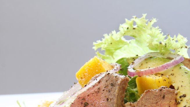 Топла италианска салата