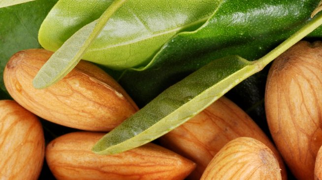 Нежеланите ефекти от прекаляването с бадеми