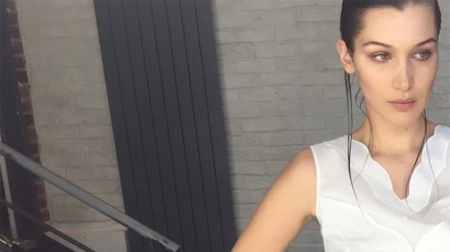 Новата звездна тенденция: Гърди от долу нагоре