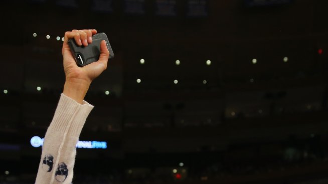 Мишел Родригес и Кара Делевин се изживяват като Телма и Луиз