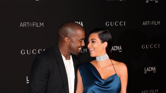 Ким и Кание се карат заради Коледа