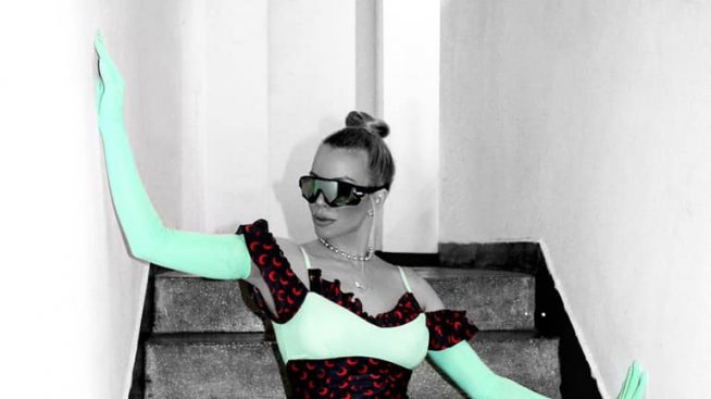 Фенове недоволстват от стайлинга на Емилия