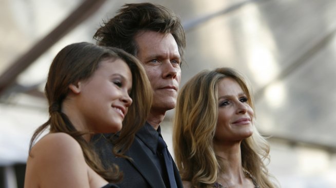 Дъщерята на Кевин Бейкън и Кира Седжуик става мис „Златен глобус“