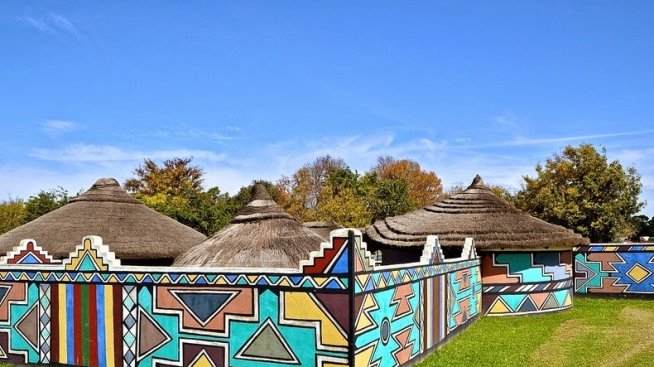 Изрисуваните къщи на ндебеле