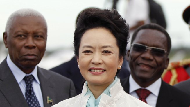 Китайски генерал-майор попада сред най-стилните звездни дами