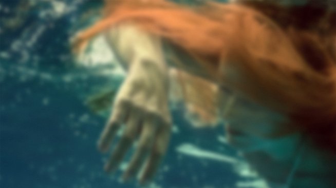 Музиката на Дони ще ни потопи в „Жената от морето“