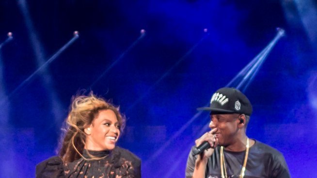 Бионсе и Джей Зи – заедно на сцената, но в различни хотелски стаи