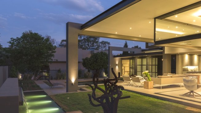 Впечатляваща къща в Йоханесбург