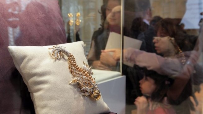 Бижутата на Елизабет Тейлър ще бъдат продадени на търг