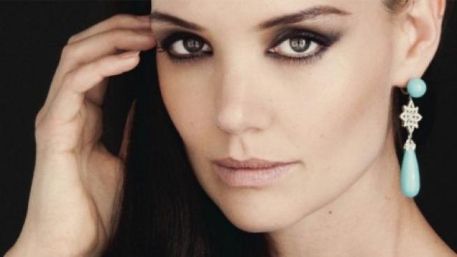 Кейти Холмс – една щастлива, разведена жена