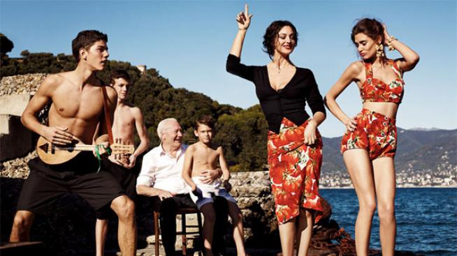 Моника Белучи от  "семейството" на DOLCE & GABBANA (видео)