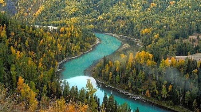 Зашеметяващата красота на езерото Канас