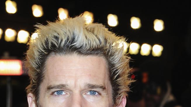 Итън Хоук заклейми Оскар-ите като "фалшиви и деструктивни"