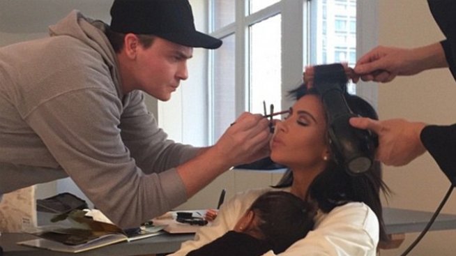 Ким Кардашян изкопира Жизел Бюндхен