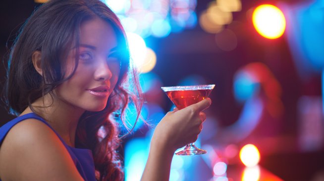 Необвързани в бар: 9 неща, които може да правите