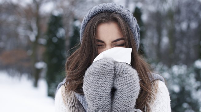 Какви рискове крие задържането на кихавицата?