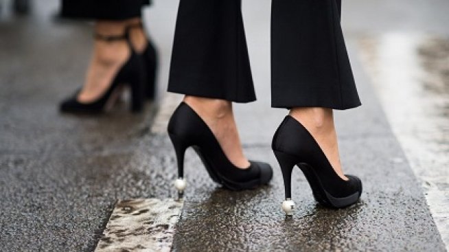 Жената е жена на висок ток