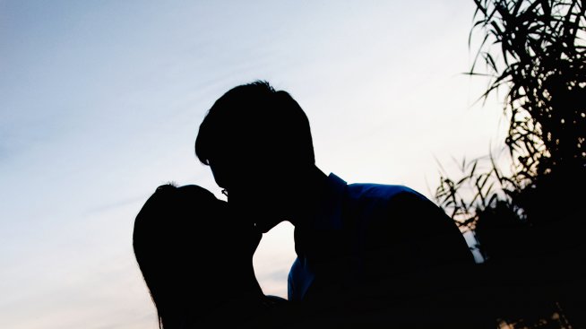 Крехка абстракция, наречена Любов