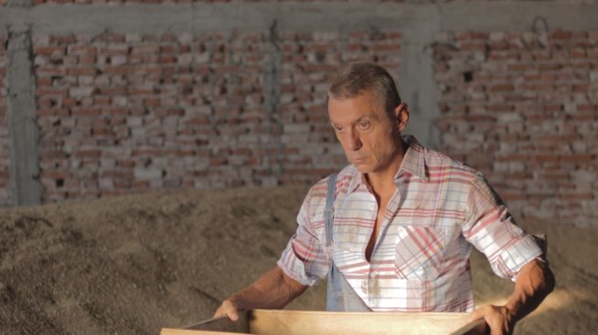 Крум Савов влиза във “Фермата”