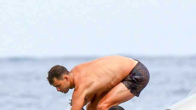 Никол и Гришо - любов и закачки в Сен Тропе