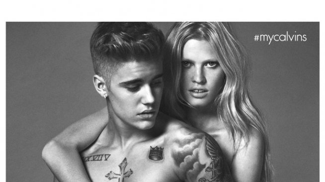 Джъстин Бийбър по бельо