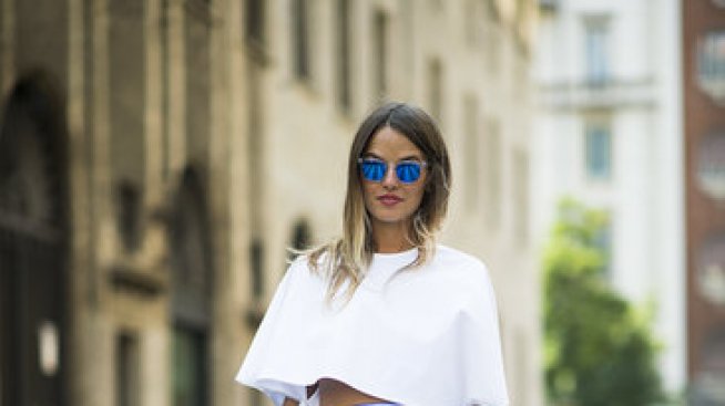 Как да носите блуза с къса дължина