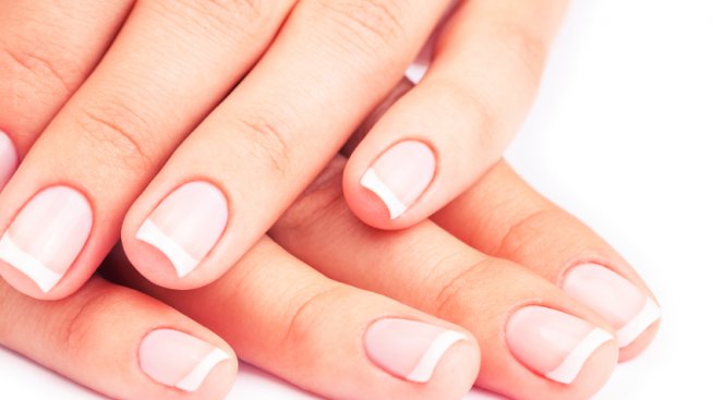 Как да си направим френски маникюр?