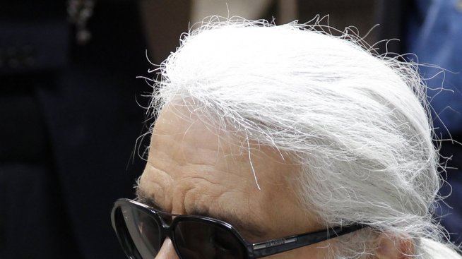 Карл Лагерфелд нарече Адел „прекалено дебела“