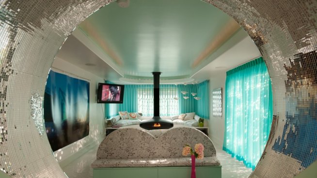 Психеделичната къща-студио на един музикант