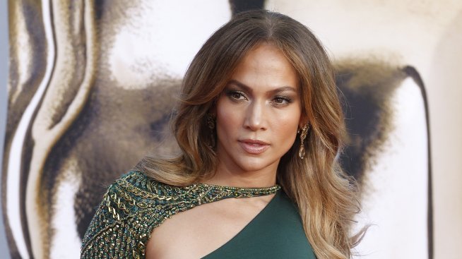 Джей Ло залитна по Брадли Купър