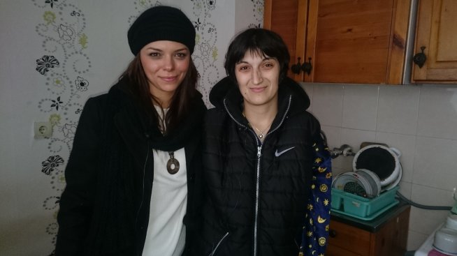 Родни звезди зарадваха семейства в нужда