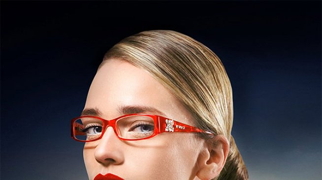 Ясен поглед с малко цвят