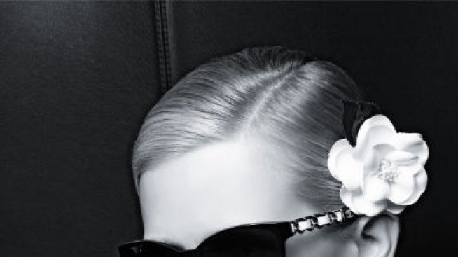 Клаудия. Chanel. Очилата