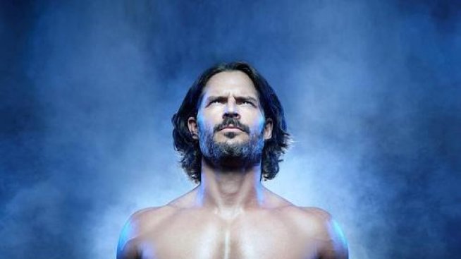 Джо Манганиело показва една своя разсъблечена тренировка