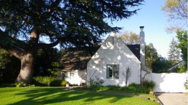 Позната ли ви е тази къща?