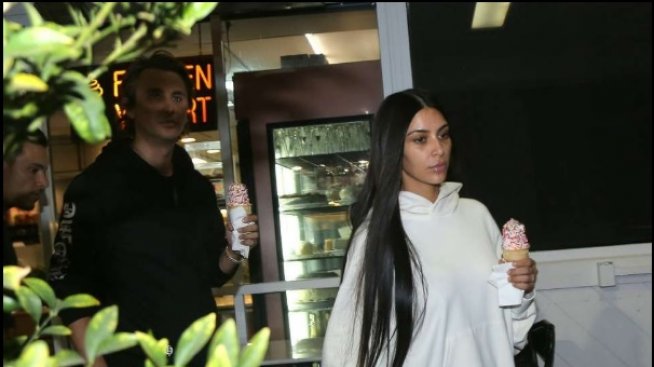 Ким Кардашян изплува на повърхността