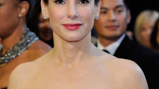 Сандра Бълок стана жертва на пластичната хирургия