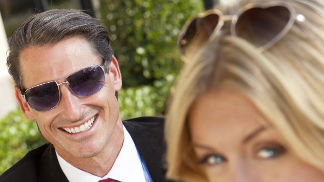 Как да влезете в света на Парис Хилтън